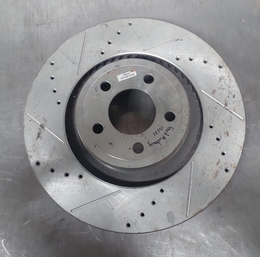 Disco delantero izquierdo ventilado perforado para Ford Mustang 15-21