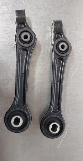 Tijeretas delanteras inferiores para Dodge Charger/Challenger 06-11
