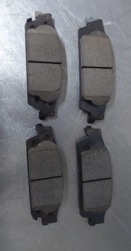 Pastillas cerámicas traseras para Chevrolet Avalanche 2007 al 2013 / Silverado 1500 2008 al 2013 / Suburban / Tahoe 2007 al 2014 / GMC Sierra 2007 al 2013 / Yukon 2007 al 2014