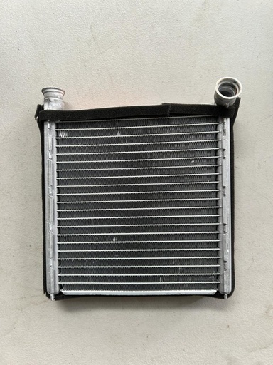 Condensador de aire acondicionado  Volkswagen Jetta 2.0L L4 2011 al 2018