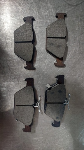 Pastillas traseras cerámicas para Subaru Crosstrek 2019 al 2023 / Forester 2019 al 2024 / Legacy 2015 al 2023 / Outback 2015 al 2023 / WRX 2016 al 2021