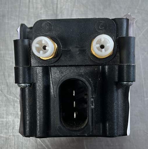 Válvula suspensión de aire BMW X5 2007 al 2013 X6 2008 al 2015