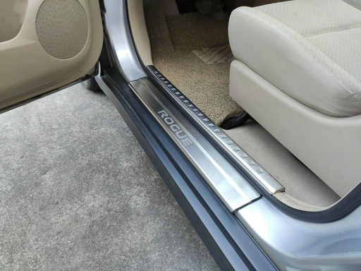 Placas Protectoras (4) de puertas Nissan Rogue 2014-2018