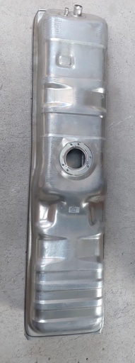 Tanque de combustible para Chevrolet / GMC C10 / C20 / C30 / K10 / K20 / K30 1973 a 1981 especificaciones: 20 galones / 76 litros / Largo 56 pulgadas / Ancho 14 pulgadas / Altura 11 pulgadas